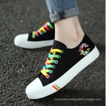 2019 Wholesale casual women's shoes Korean design classic canvas shoes rainbow lace women shoes